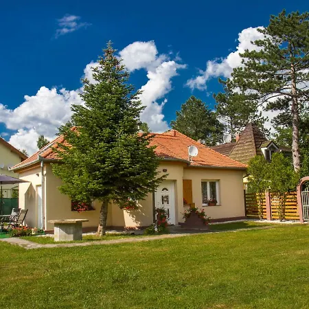 Holiday Balaton H456 *